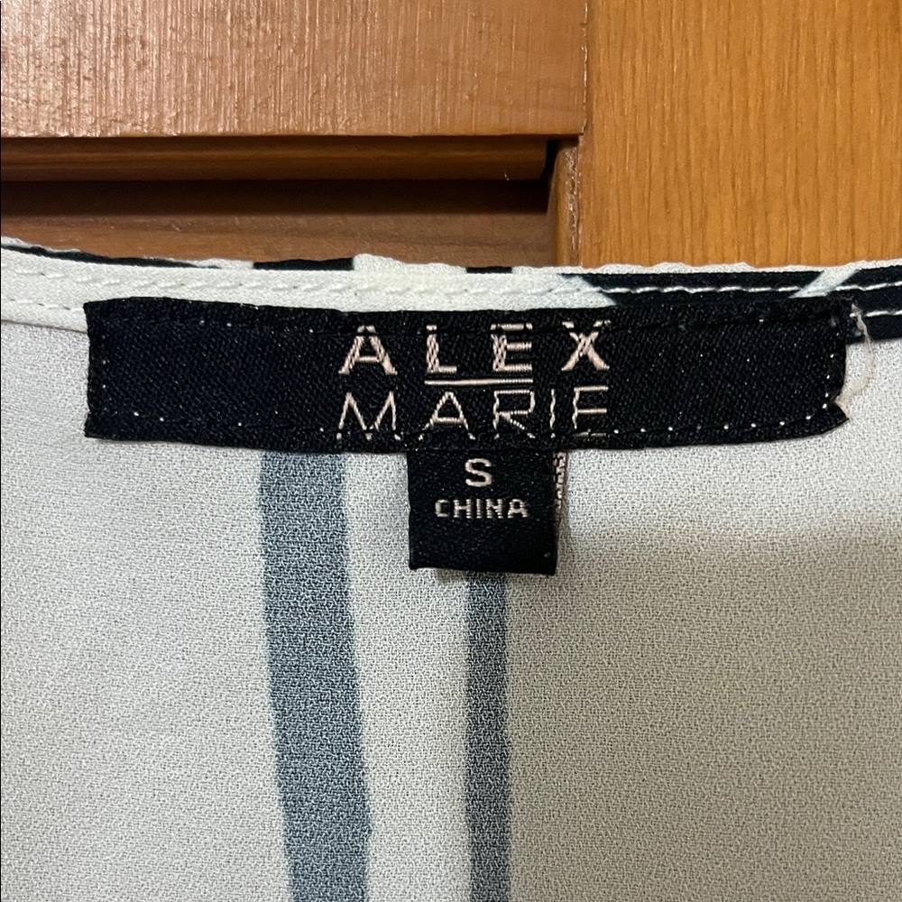 Alex Marie Ruffle Top - Picture 2 of 4